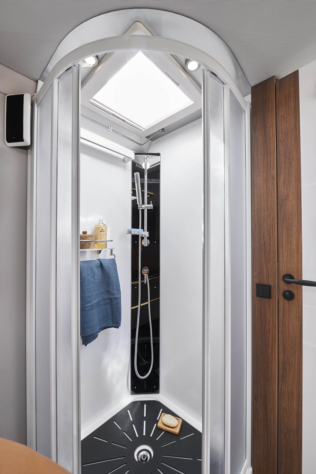 Le voyageur Lv7 2cf salle de bain