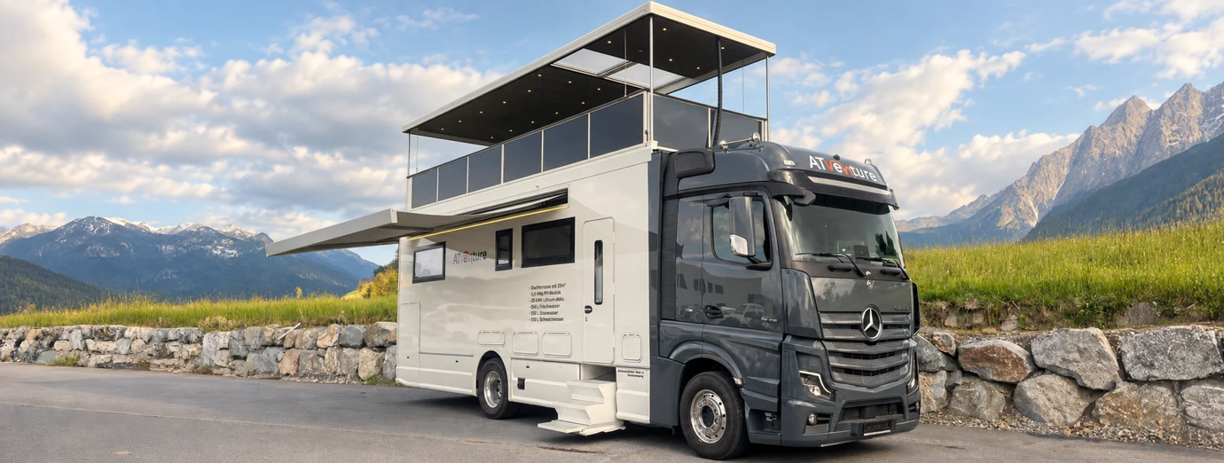 ATventure 1070 : ce camping-car de luxe embarque une terrasse de 19 m² sur le toit