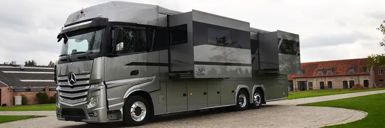 Les 5 très grands camping-cars de luxe disponibles en 2021